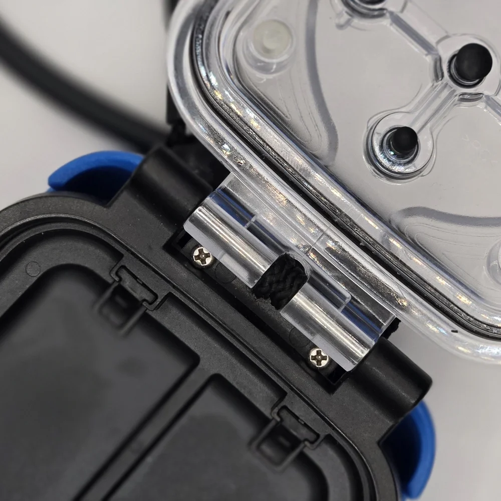 Blue and Black Underwater Wide Conversion LensWatershot Pro Case For IPhone 6/6s